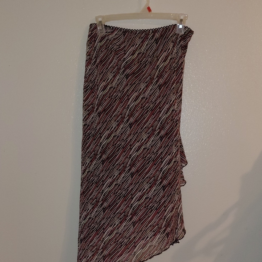 $5 IF BUNDLED Bisou Bisou Asymmetrical Black and White Skirt